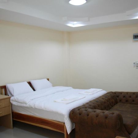 Grand Perfect Apartment Udonthani Kültér fotó